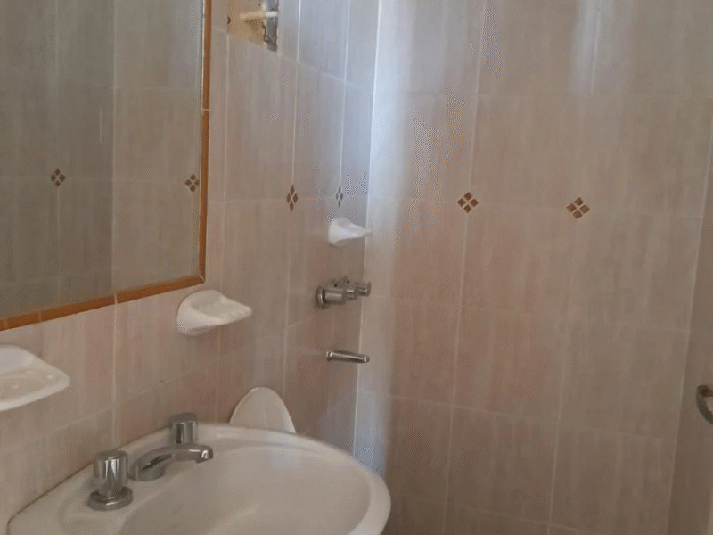 Venta de Departamento de Tres Dorm. en Barrio San Martin
