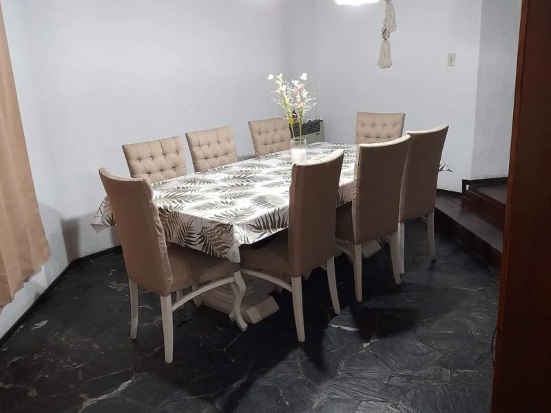 CASA QUINTA EN VENTA UBICADA EN CALLE HIPOLITO YRIGOYEN (OESTE) 820